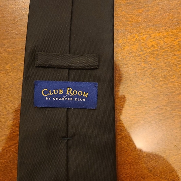 Club Room Wide Tie - Picture 2 of 4